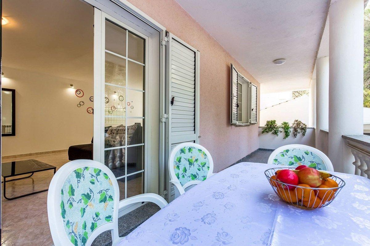 Apartments Ori Pula Extérieur photo