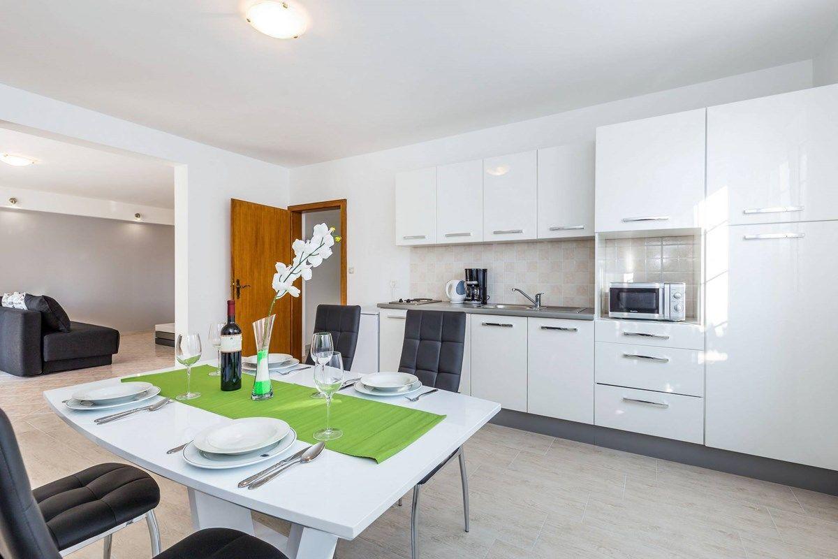 Apartments Ori Pula Extérieur photo