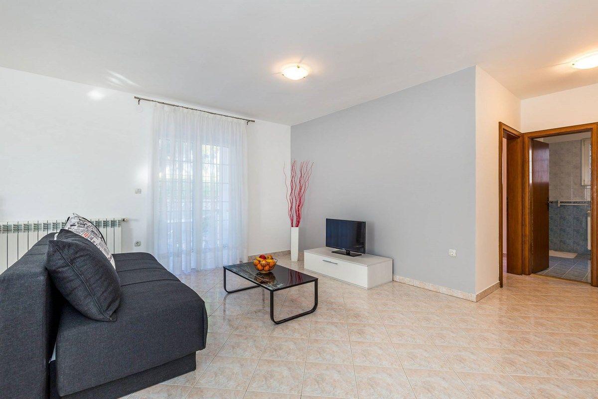 Apartments Ori Pula Extérieur photo