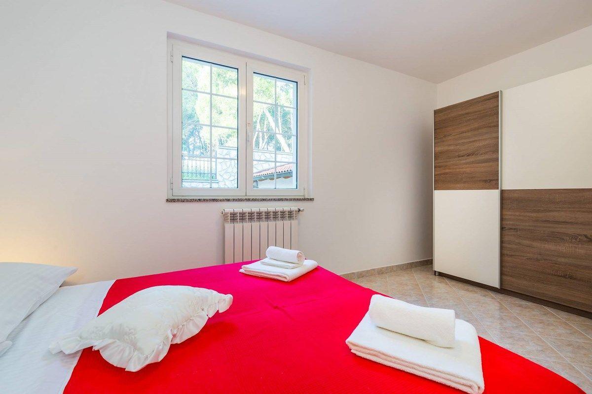 Apartments Ori Pula Extérieur photo