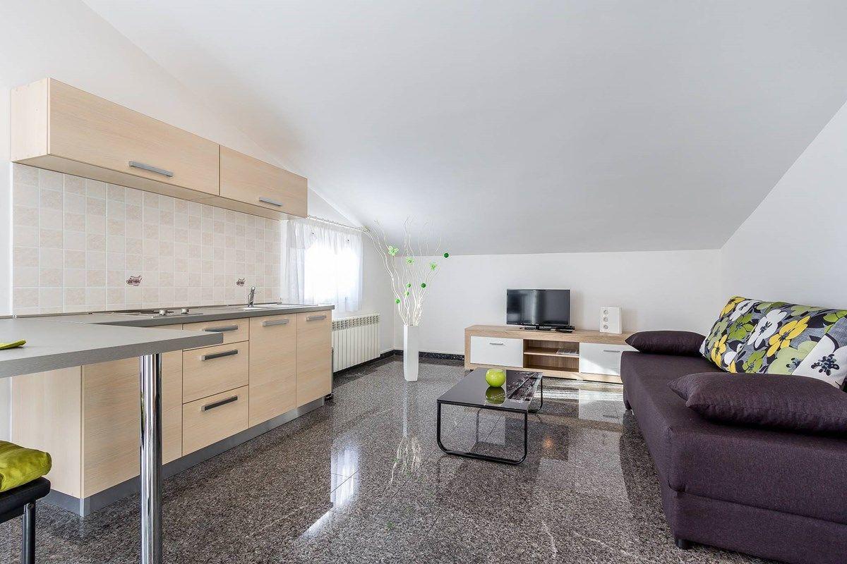 Apartments Ori Pula Extérieur photo