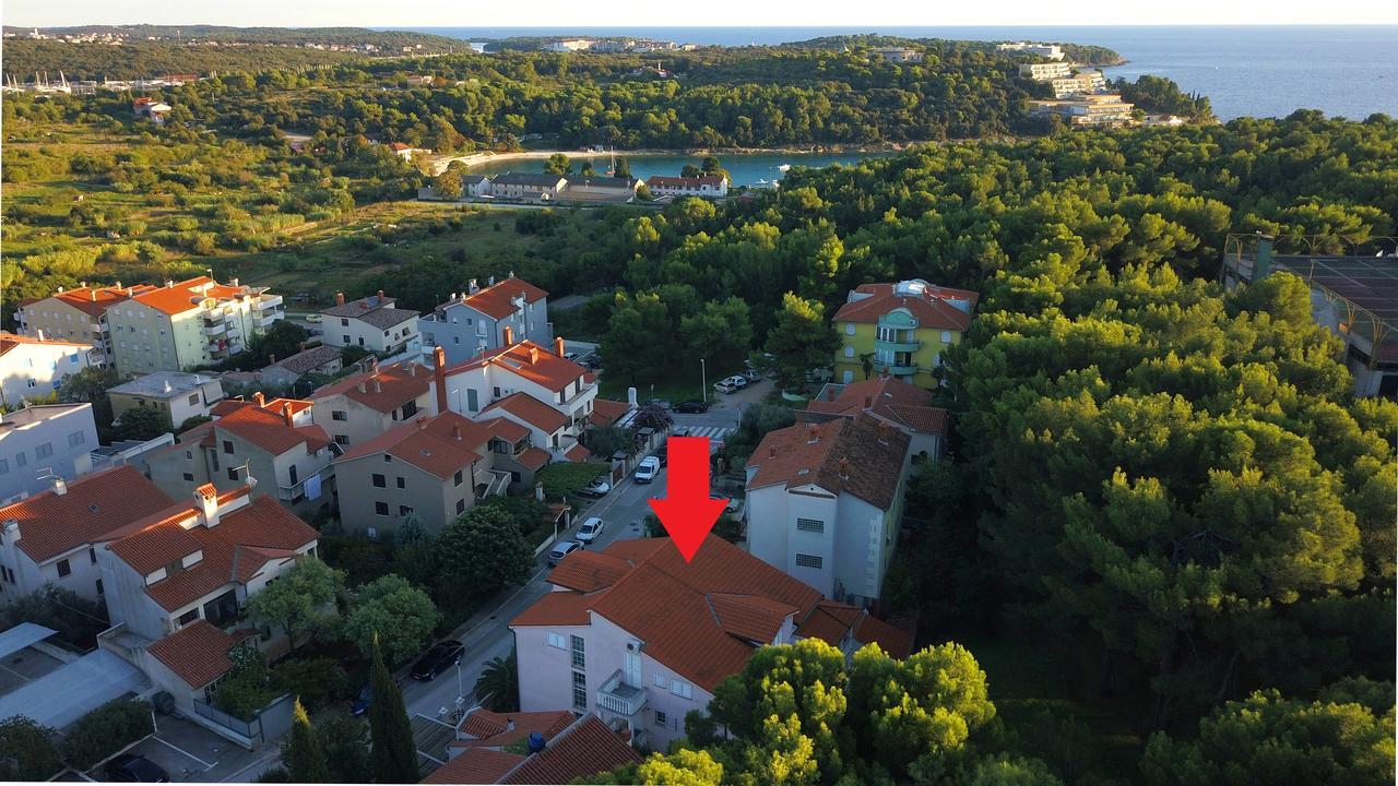 Apartments Ori Pula Extérieur photo